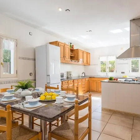 Llevant Galdana Villa *